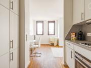 Bright and wonderful studio with Balcony Frankfurt...