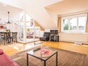 Bright apartment in excellent location