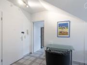 Bright apartment in quiet street and superb location...