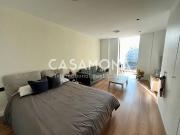 Bright Apartment located on Rambla de Catalunya in Eixample
