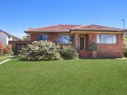 Bright & Cheery Character Filled Home