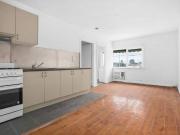 Bright & Convenient Beachside Living in Mentone