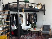 Bright & Cozy 1 Bedroom Apartment with Castle View,...