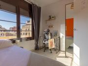 Bright double bedroom in well connected Sant Antoni
