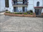 Bright, Fresh & Perfectly Positioned!