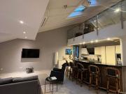 Bright & great suite in Düsseldorf, Dusseldorf Amsterdam...