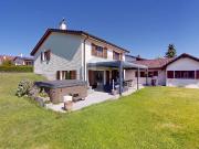 BRIGHT, IM WOHNGEBIET