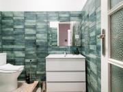 Bright Lisboa Room | Central Location | Local Host