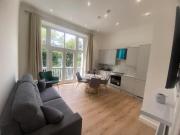 Bright & Modern 1 Bed Flat in Kensington