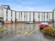 Bright & Modern 2 Bedroom Apartment