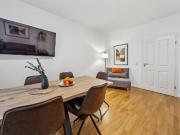 Bright, modern, family friendly 3 room comfort...