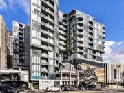 Bright, Modern & Iconic Living in the Heart of South...