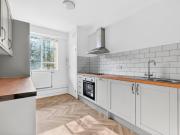 Bright, Newly Refurbished 2–3 Bedroom Apartment