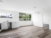 Bright one bedroom in heart of South Yarra