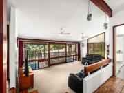 Bright Open Plan, Cathedral Ceilings and Teen Retreat