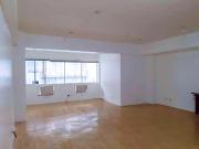 Bright & Prime Location High Floor Unit