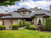 Bright, Quiet 2 Bedroom Above Ground Basement Suite –...