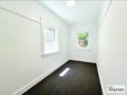 BRIGHT & RENOVATED TWO BEDROOM UNIT MOMENTS TO BONDI BEACH