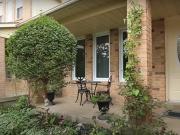 Bright Room + Private Bathroom in Peaceful Detached Home...