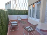 Bright single bedroom near Plaça d'Espanya