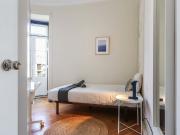 Bright single bedroom with balcony in Arroios Room 2