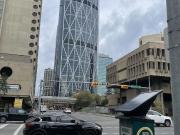 Bright South Facing Corner Unit | 1 Bed + Den | Downtown...