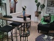 Bright & Spacious 2 Bedroom Loft Apartment – Kings