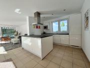 Bright, spacious apartment in Neuss near Düsseldorf, 90...