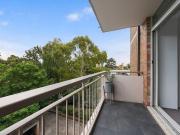 Bright & Spacious Apartment in the Heart of Neutral Bay