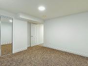 Bright & Spacious Basement Suite In Valley Ridge!$1400