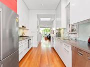 Bright & spacious entertainer’s oasis in the heart of...