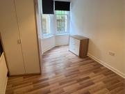 Bright spacious modern 3 bed flat Glasgow West End