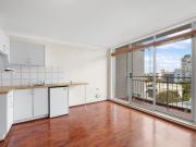 Bright Studio Apartment