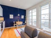 Bright studio apartment in Schöneberg with large East...