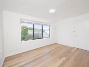 Bright, stylish and perfectly positioned!