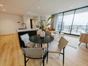 Bright, Stylish & Fully Furnished – Luxury Beachside...