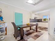 Bright & Sunny Cul De Sac Position