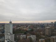 Bright Top Floor 2 Beds with Balcony