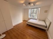 Bright two bed flat Waterloo SE1 no bills inc!