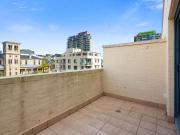 Bright Two Bedroom Apartment with Study Nook