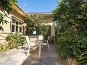 BRILLIANT BIG BAY VIEWS, LIFESTYLE & CONVENIENCE IN ONE!