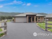 BRILLIANT FOUR BEDROOM ENTERTAINERS HOME WITH LARGE SHED...