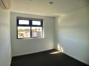 Brilliant Location next to Indooroopilly Shopping Centre...