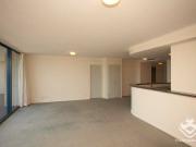 Brisbane River Views & Dockside Lifestyle on Your Doorstep!