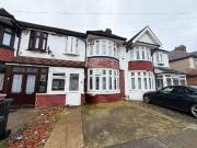 Broadhurst Avenue, Ilford IG3, 3 bed terraced house to...