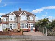 Broadmead Road, Woodford Green IG8, 3 bed semi detached...