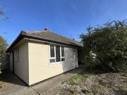Brocas Road, Burghfield Common, 1 Bedroom Bungalow