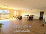 BROKER LOS PINOS REÑACA 4D+3B VISTA 6 ESTACIONAMIENTOS