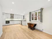 Brompton Park Crescent, Earls Court. 2 bed apartment to...