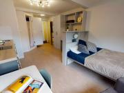 Bronze En Suite Plus I Has an Apartment